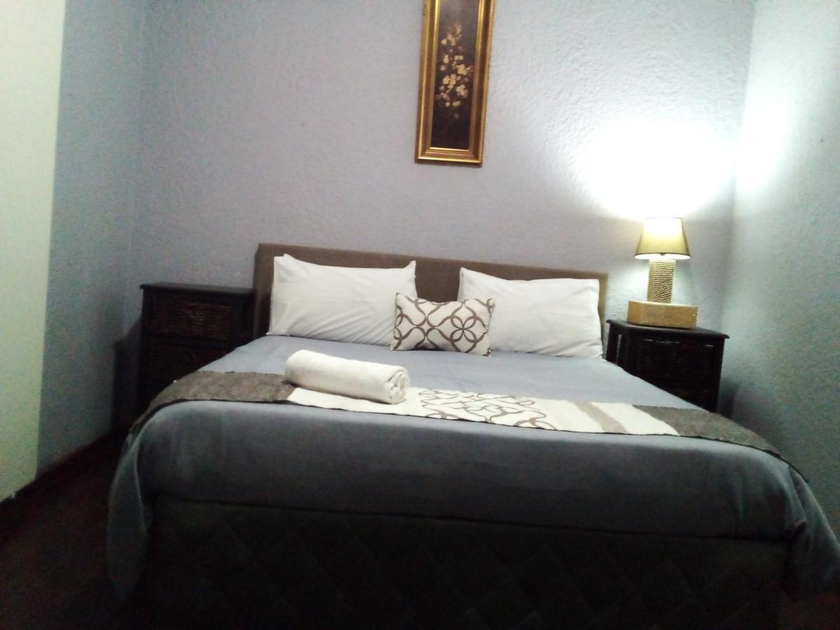 Acacia Guesthouse Kempton Park Zewnętrze zdjęcie